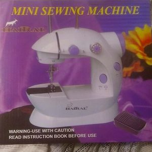 Mini Sewing Machine